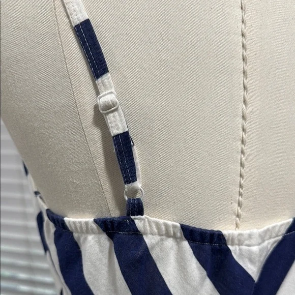OLD NAVY Dress Fit and Flare Navy and White Chevron Striped MEDIUM - Picture 6 of 15
